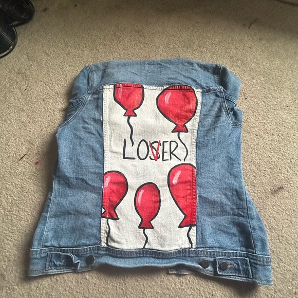 Lover/Loser 🎈 - Picture 1 of 5